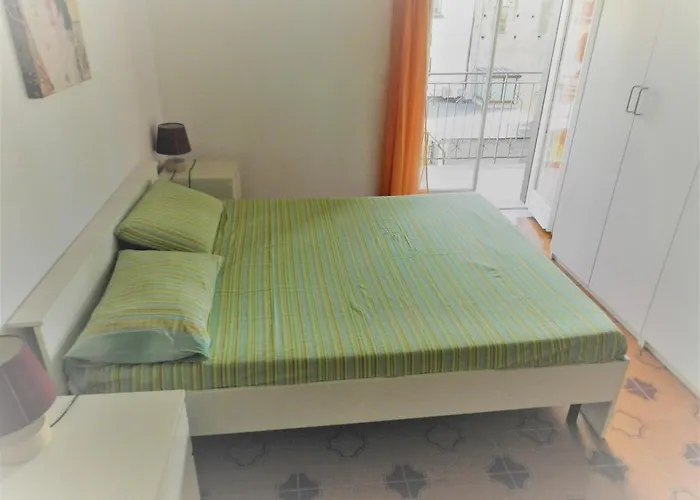 Apartment In Patti Marina: A Step Away From The Sea And From The Center!