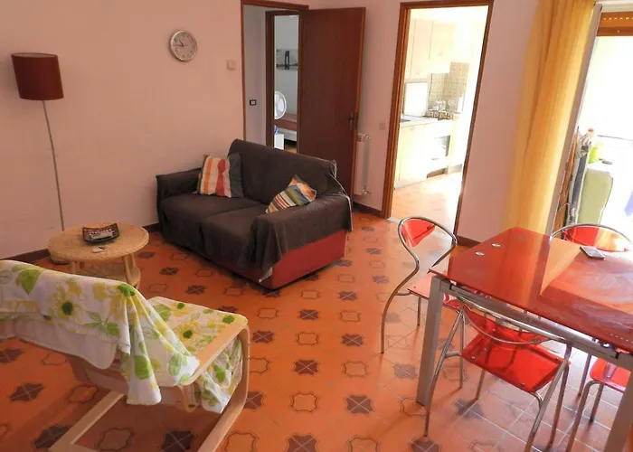Apartment In Patti Marina: A Step Away From The Sea And From The Center!
