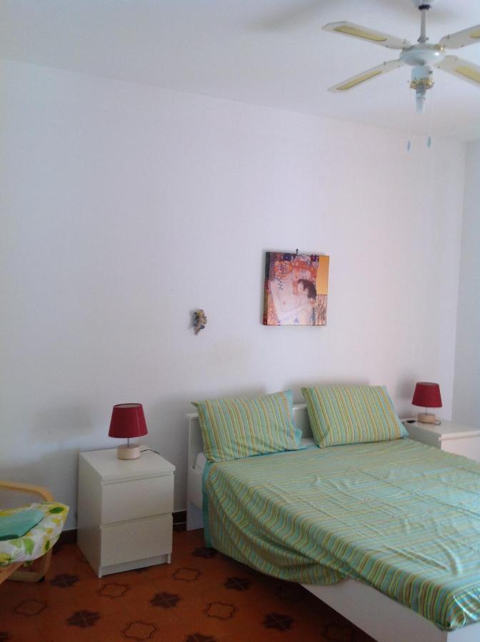 In Marina: A Step Away From The Sea And From The Center! Apartment Patti