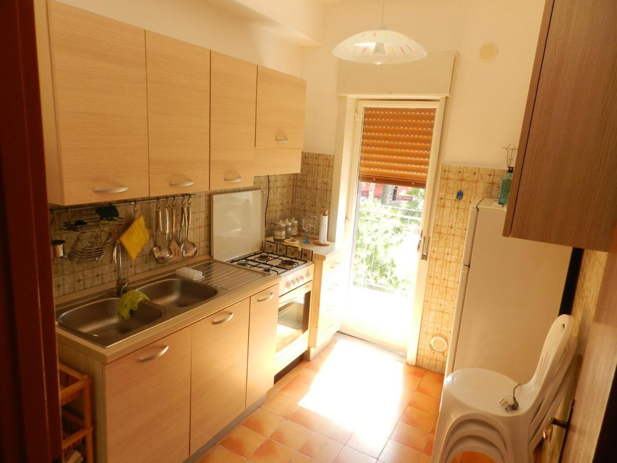 Apartment In Marina: A Step Away From The Sea And From The Center! Patti