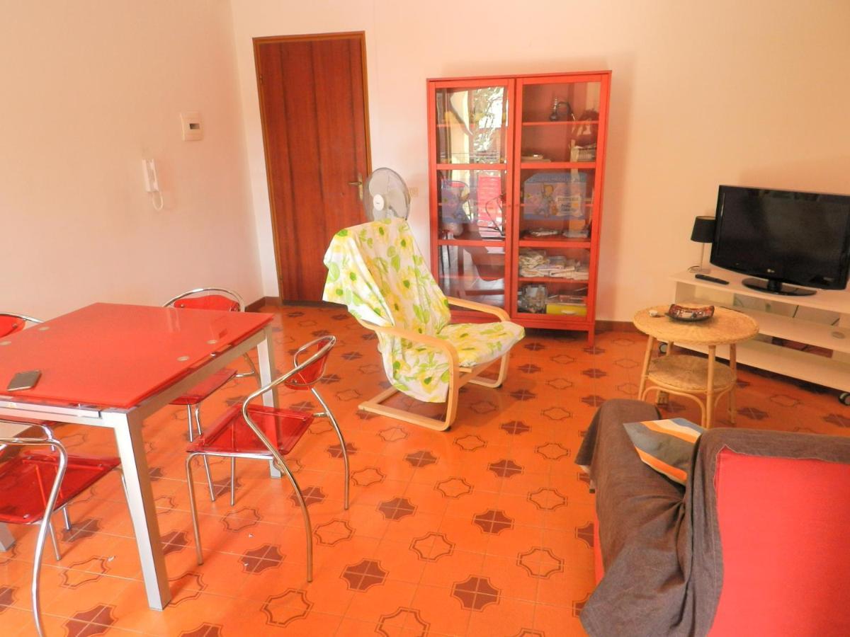 In Marina: A Step Away From The Sea And From The Center! Apartment