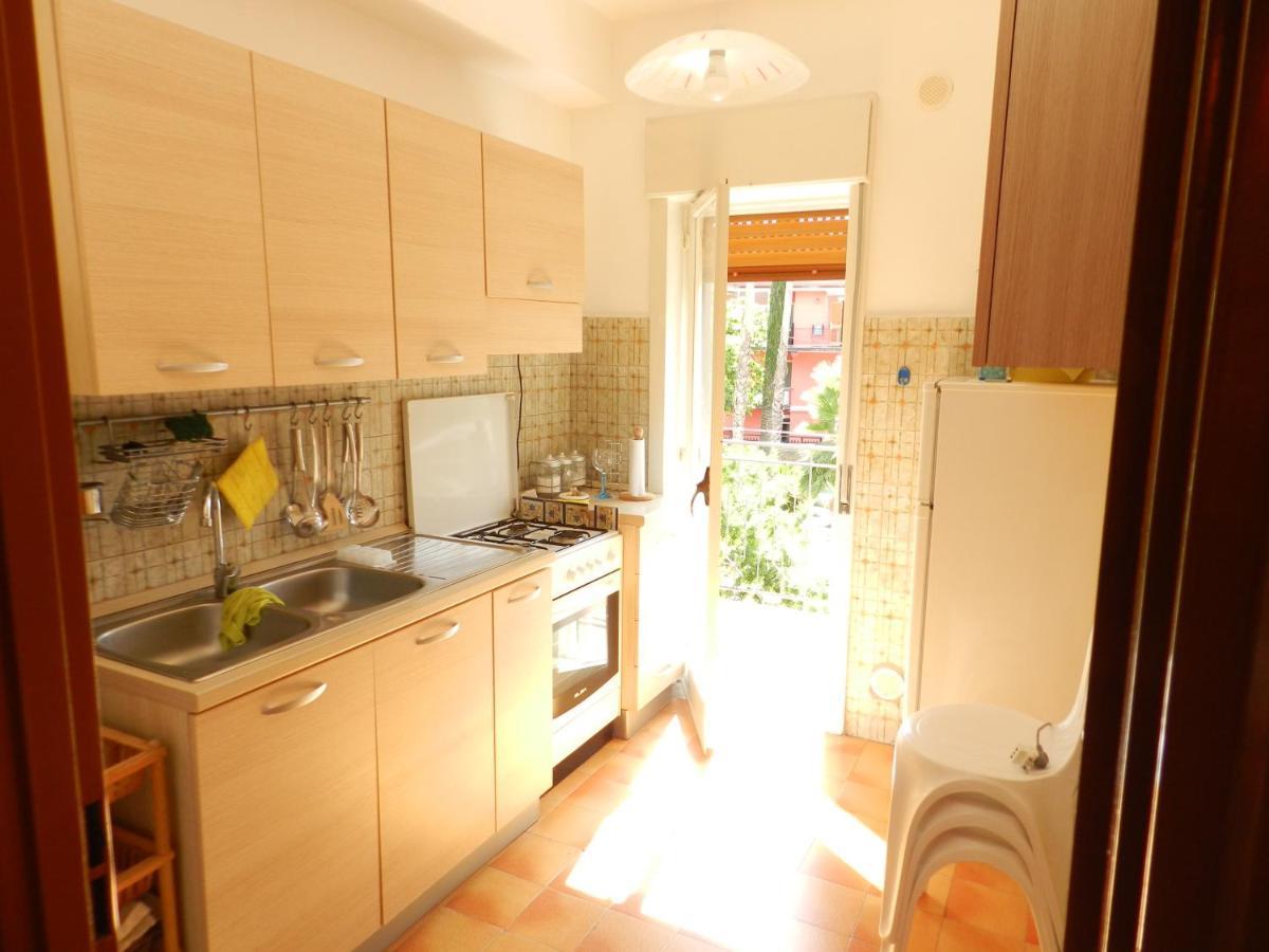 Apartment In Marina: A Step Away From The Sea And From The Center! *