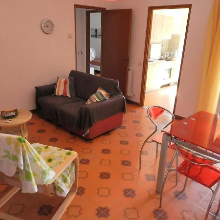 Apartment In Patti Marina: A Step Away From The Sea And From The Center! Exterior foto
