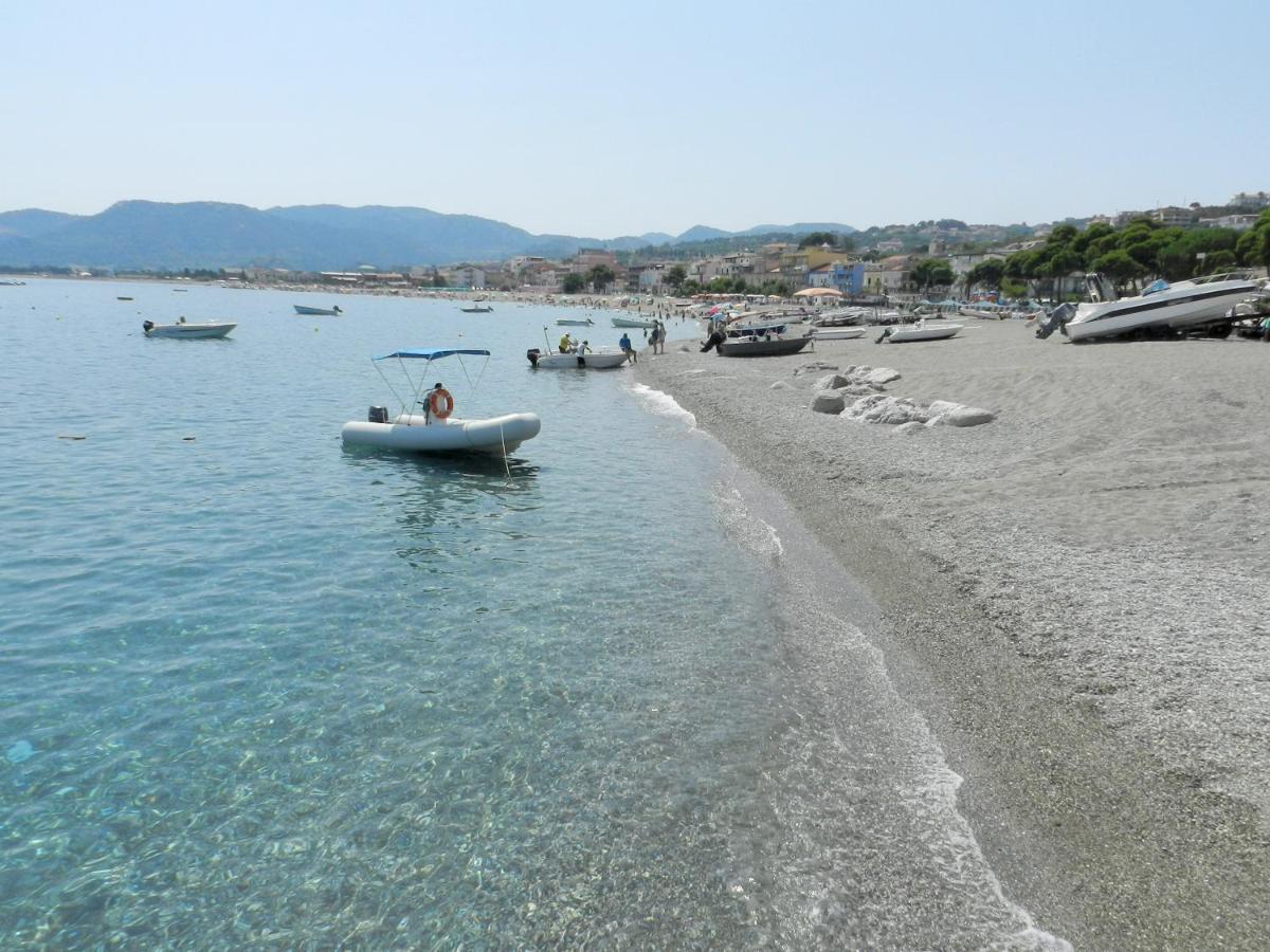 Apartamento In Marina: A Step Away From The Sea And From The Center! Patti