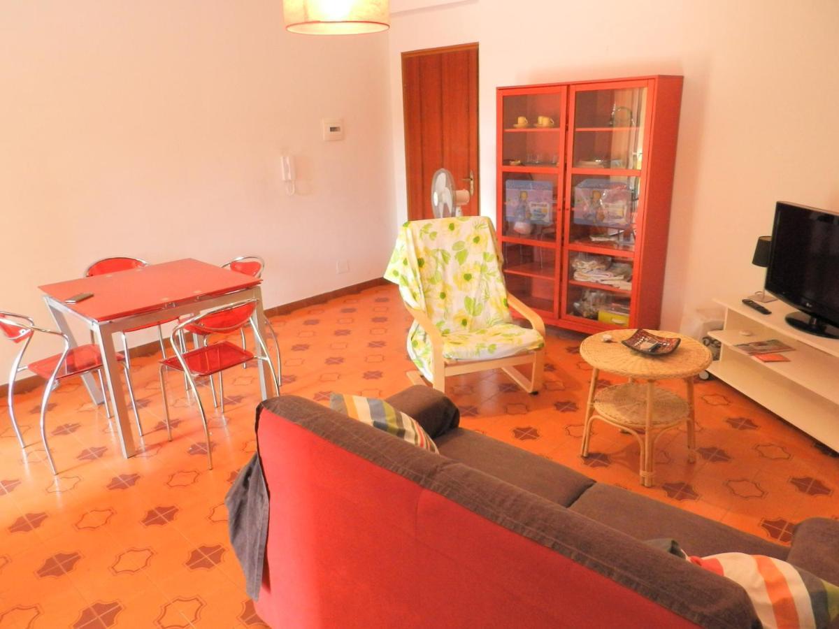 In Marina: A Step Away From The Sea And From The Center! Apartamento Patti